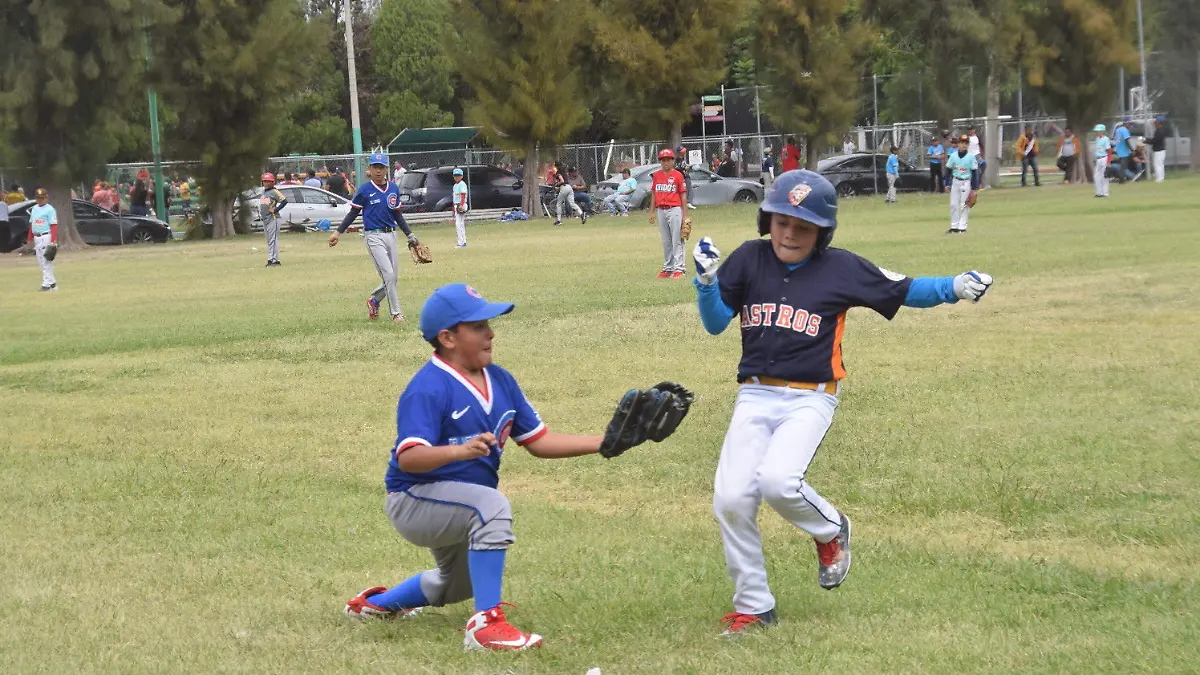 F CARMONA SOF BOL Y BEIS INFANTIL (27)